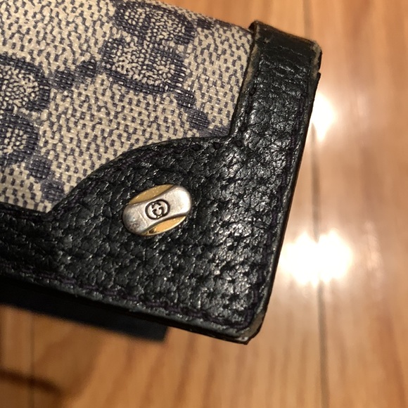 VINTAGE Small Gucci Notepad - Picture 5 of 5